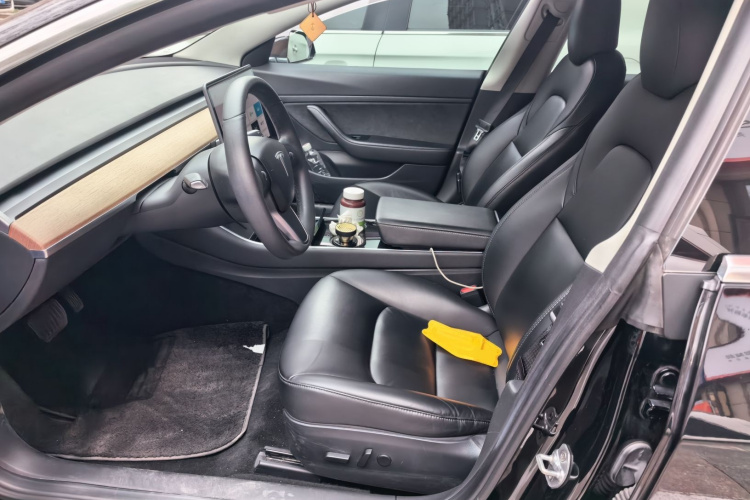 特斯拉 Model 3 2020款 标准续航后驱升级版中控内饰19