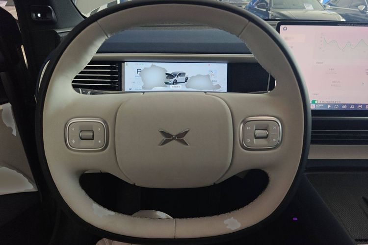 小鹏G6 2023款 580 长续航 Pro中控内饰13