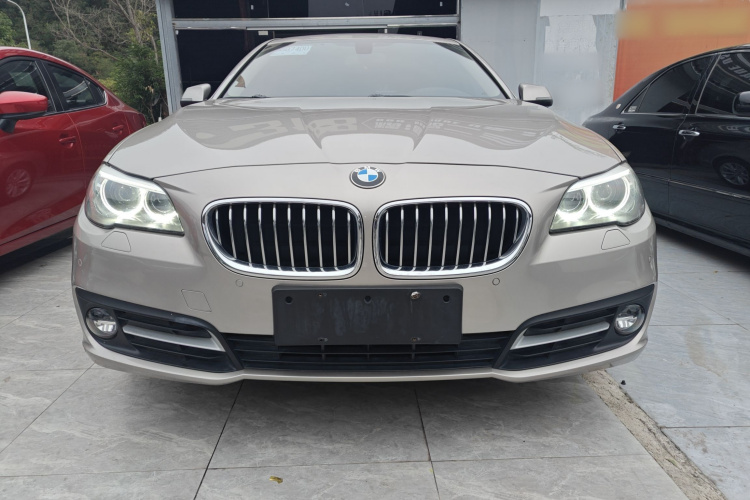宝马5系 2017款 520Li 典雅型车身外观2