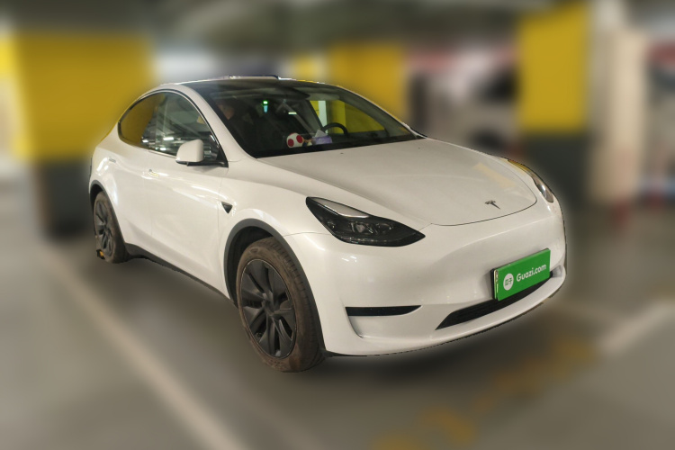 特斯拉 Model Y 2024款 后轮驱动版车身外观3