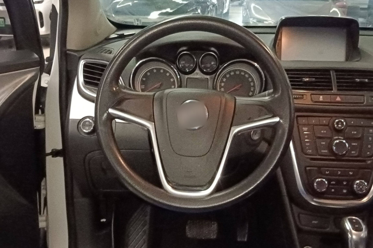 别克 昂科拉 2015款 1.4T 自动两驱都市精英型中控内饰13