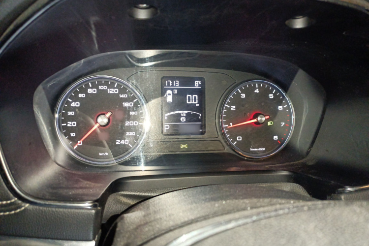 荣威RX5 2016款 20T 两驱自动互联网智享版局部细节14