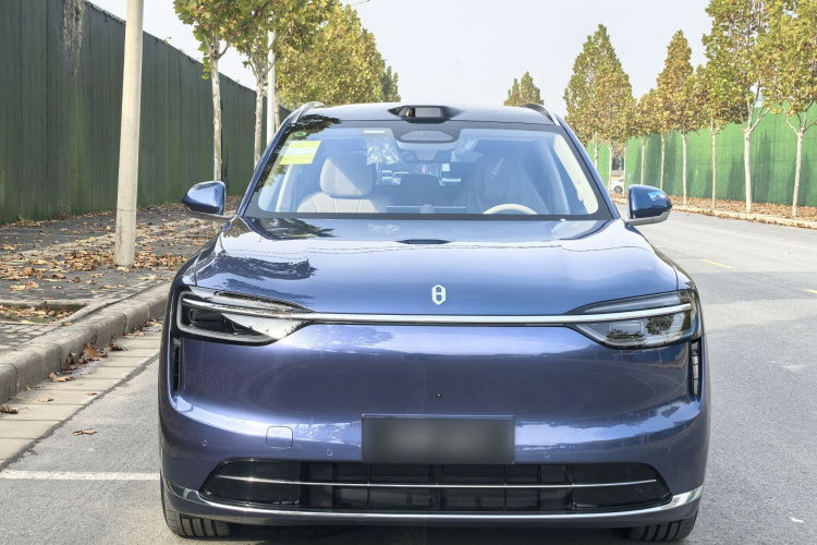 鸿蒙智行 问界M7 2026款 增程 Max四驱版 5座车身外观6001