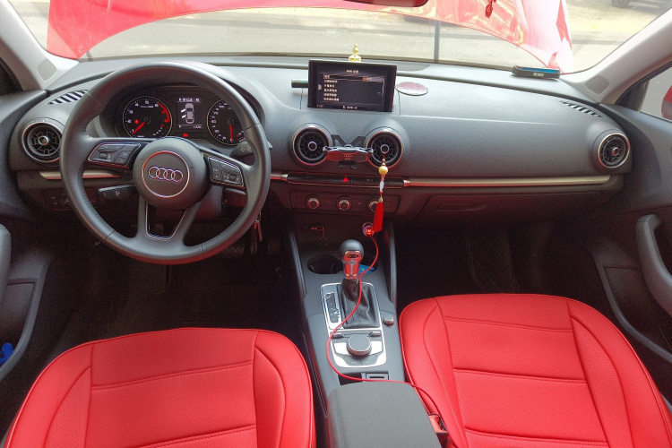 奥迪A3 2020款 Limousine 35 TFSI 进取型 国VI中控内饰12