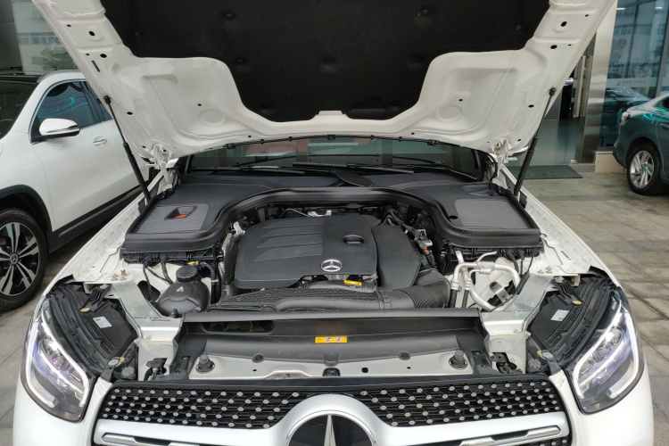 奔驰GLC 2022款 改款三 GLC 260 L 4MATIC 动感型机舱底盘24