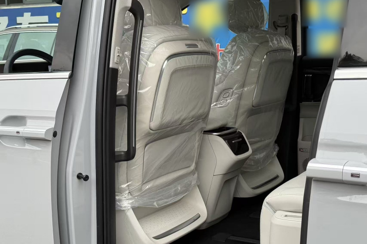 上汽大通MAXUS 大家9 2024款 超混 长续航森林版 七座车身外观6003