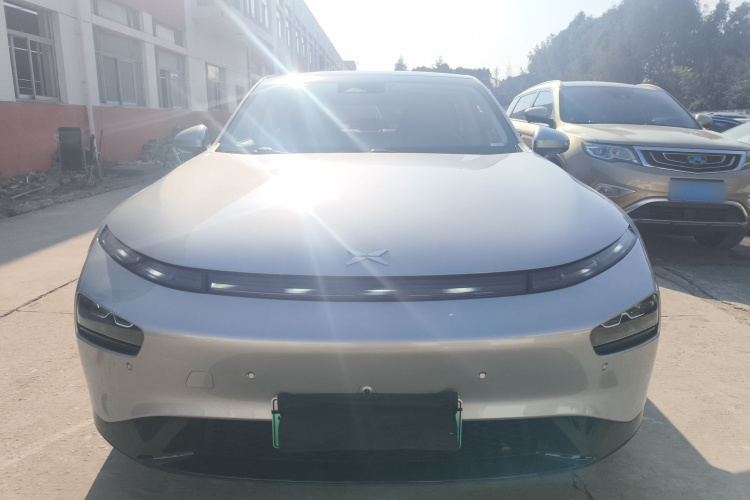 小鹏P7 2022款 480N+车身外观6001