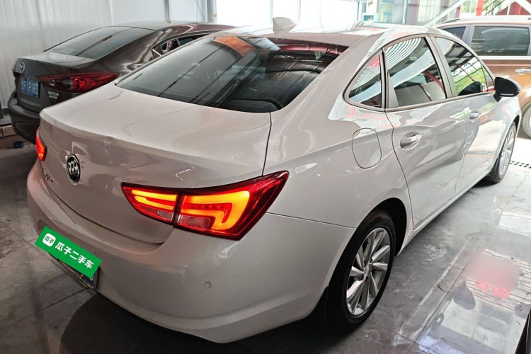 别克 威朗 2019款 三厢 15S 自动领先型车身外观7