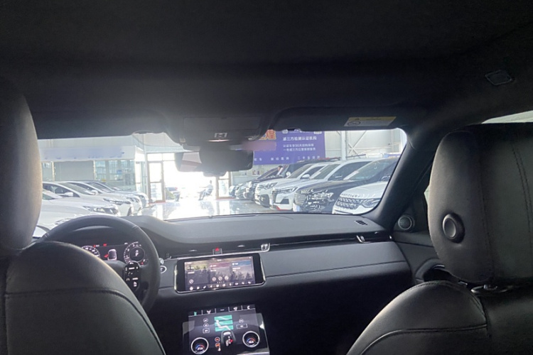 路虎 揽胜极光 2020款 249PS R-DYNAMIC SE 运动科技版中控内饰7006