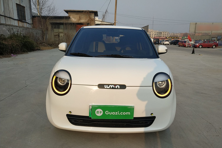 长安启源 长安Lumin 2023款 205km 香沁款车身外观2