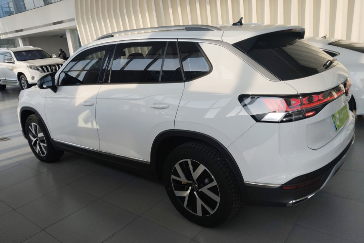 大众 探岳 2025款 众享款 300TSI车身外观4