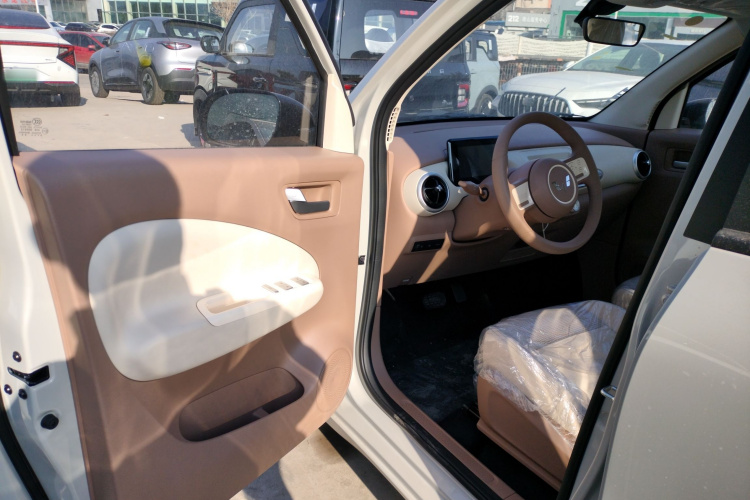 五菱汽车 宏光MINIEV 2025款 四门版 进阶款中控内饰20