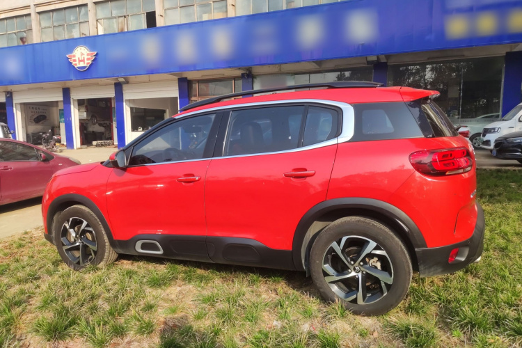 雪铁龙 天逸 C5 AIRCROSS 2017款 350THP 时尚型车身外观4