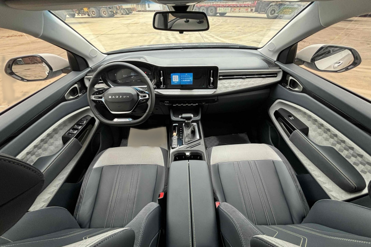 宝骏RM-5 2019款 1.5T CVT 24小时在线豪华型 5座中控内饰7006