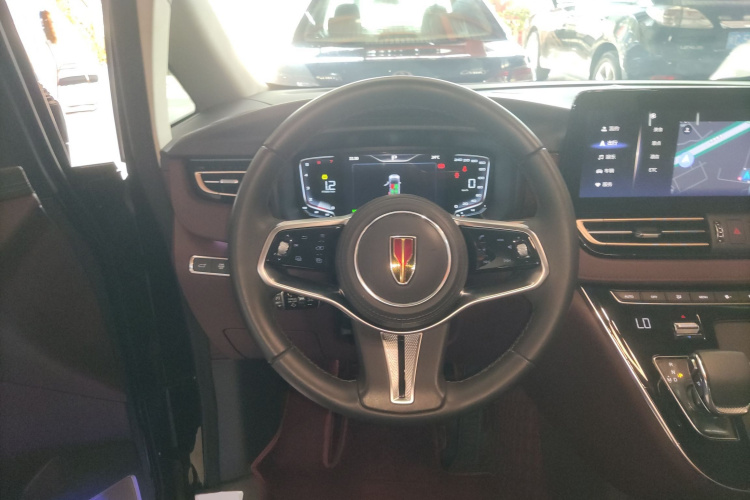 红旗HQ9 2023款 2.0T 智联旗畅版中控内饰13