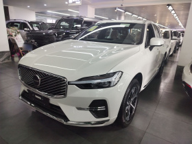 沃尔沃XC60 2026款 B5 四驱智逸豪华版