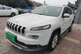 Jeep 自由光 2017款 2.0L 优越版