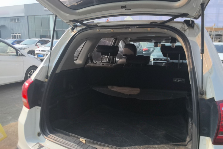 哈弗H6 2015款 改款 运动版 1.5T 手动四驱精英型机舱底盘23