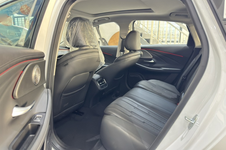 奇瑞 风云A8 2024款 127 远航版 豪华型中控内饰7001