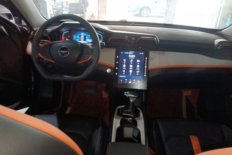 东风风神 奕炫 2023款 马赫版 1.5L 自动追风版中控内饰12