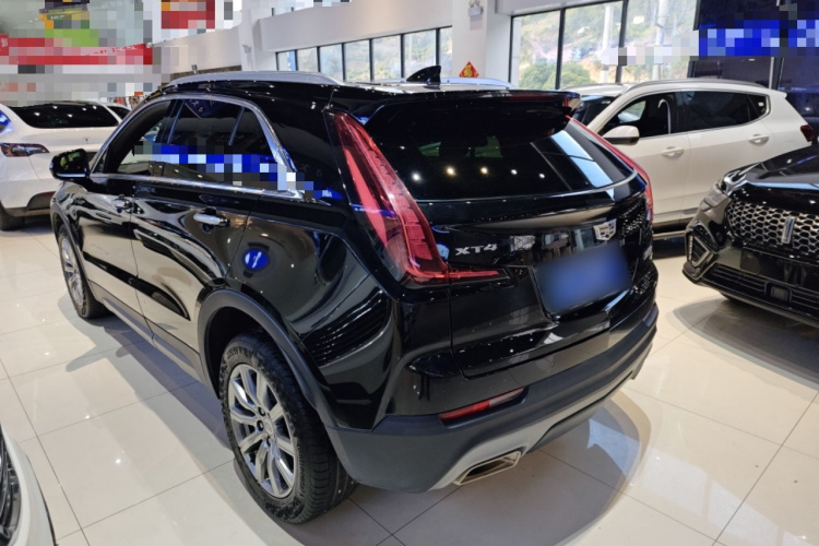 凯迪拉克XT4 2021款 28T 两驱领先型车身外观6005