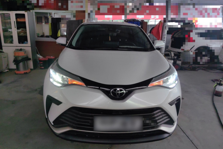 丰田 奕泽IZOA 2021款 2.0L 奕享版车身外观2