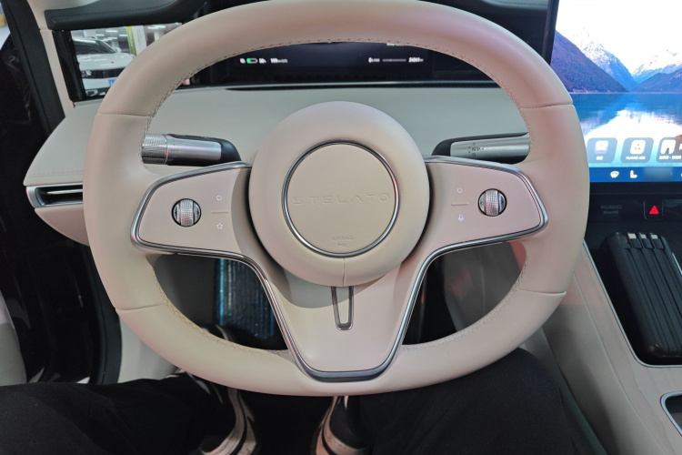 鸿蒙智行 享界S9 2024款 纯电 Ultra 四驱旗舰版中控内饰13