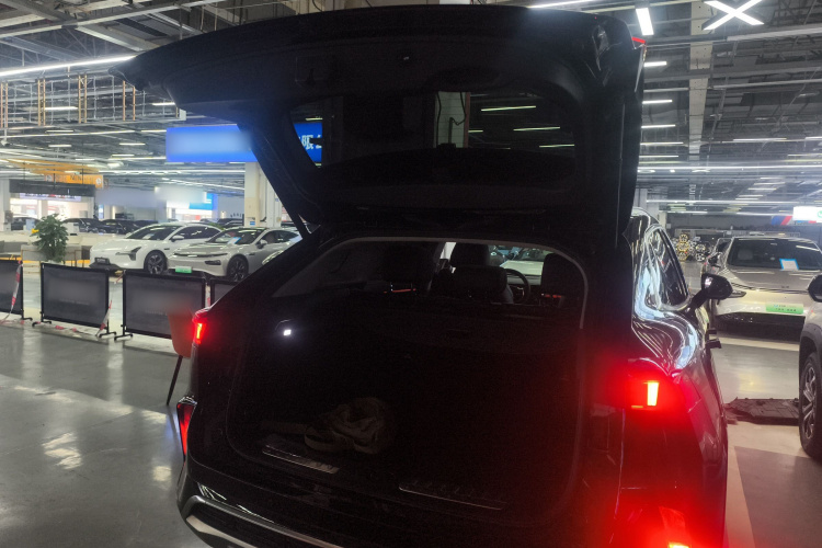 魏牌 摩卡新能源 2022款 1.5T 0焦虑性能版机舱底盘23