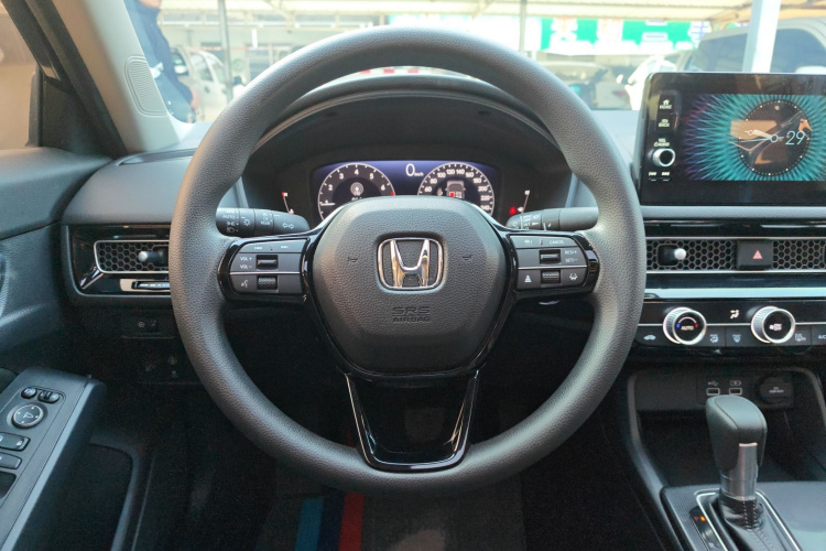 本田 思域 2022款 240TURBO CVT劲动版局部细节13