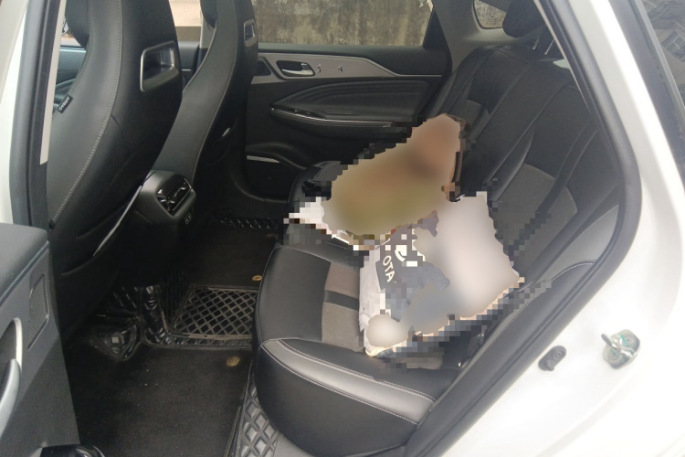 埃安 AION S Plus 2021款 70 智领版中控内饰21