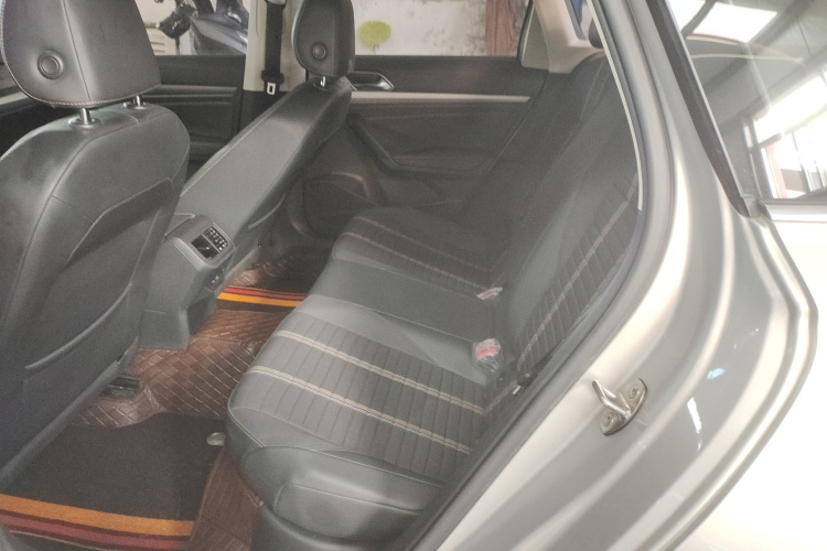 大众 朗逸 2019款 1.5L 自动视野版 国VI中控内饰21