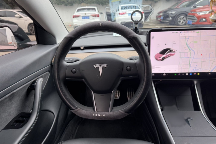特斯拉 Model 3 2020款 标准续航后驱升级版局部细节9005