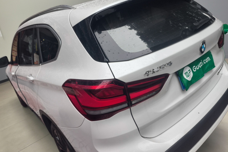 宝马X1 2021款 sDrive20Li 时尚型车身外观5