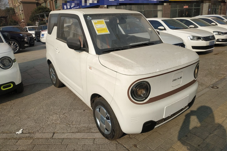 吉利银河 2024款 熊猫mini 200km 耐力熊车身外观3