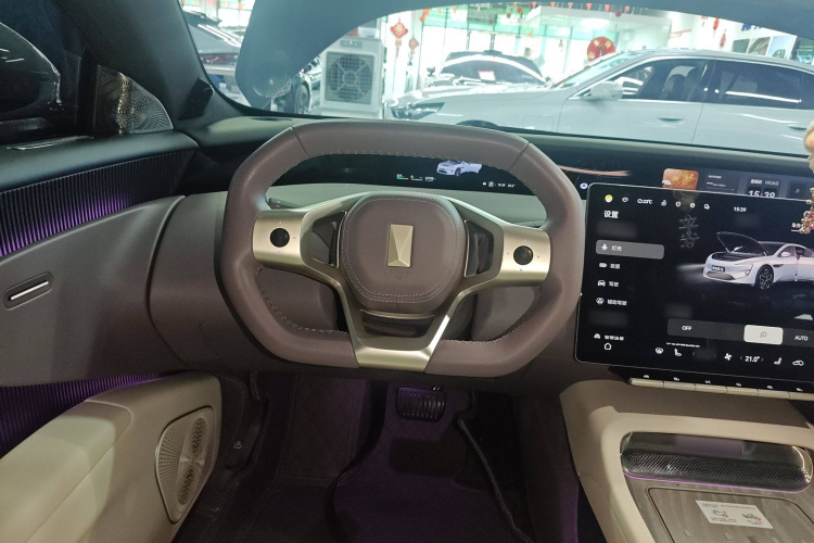 阿维塔12 2023款 650 三激光四驱性能版局部细节13