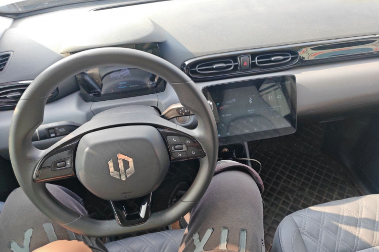 零跑汽车 零跑T03 2021款 400舒享版中控内饰12