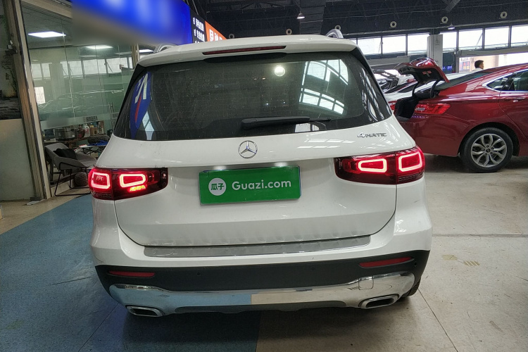 奔驰GLB 2021款 GLB 200 动感型车身外观6004