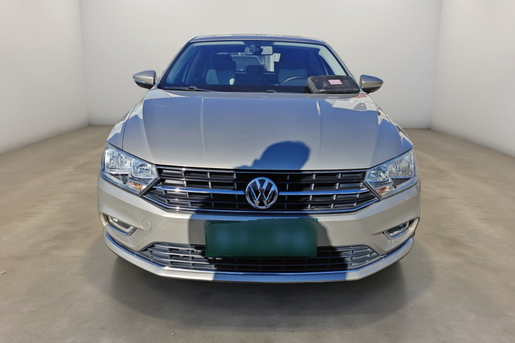 大众 宝来 2016款 1.6L 自动舒适型车身外观2