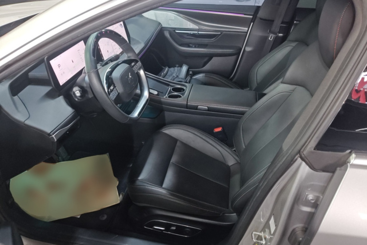 小鹏P7 2023款 P7i 702 Pro局部细节19