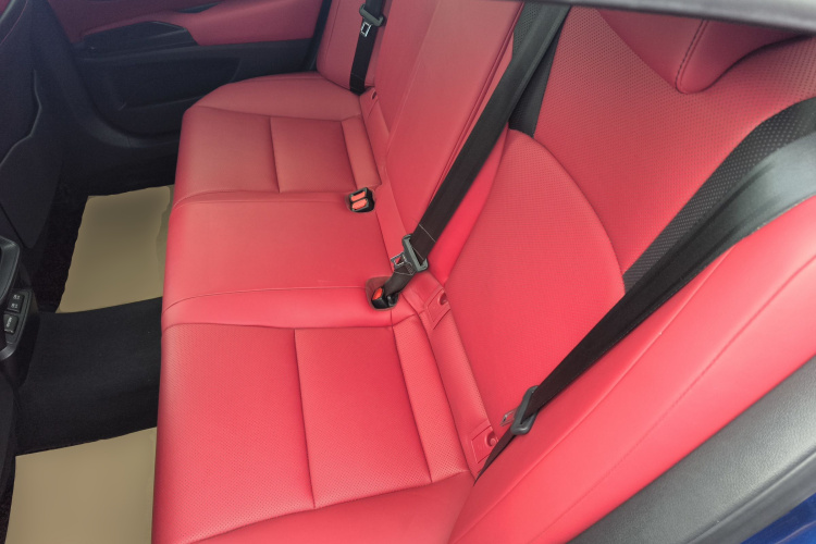 雷克萨斯ES 2020款 260 F SPORT中控内饰7004