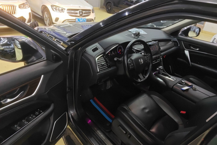 本田 冠道 2017款 240TURBO 两驱豪华版中控内饰7003