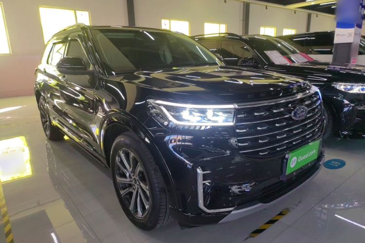 福特 探险者 2024款 2.3T EcoBoost 四驱风尚plus版 7座车身外观3