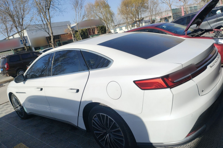 比亚迪 汉 2021款 EV 标准续航版豪华型车身外观4