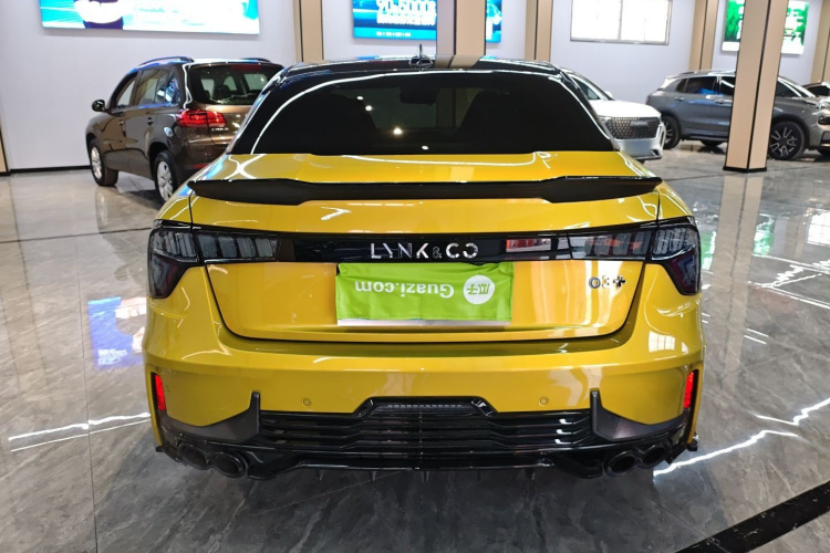 领克03 2019款 03+ 2.0TD 自动驭风版车身外观6