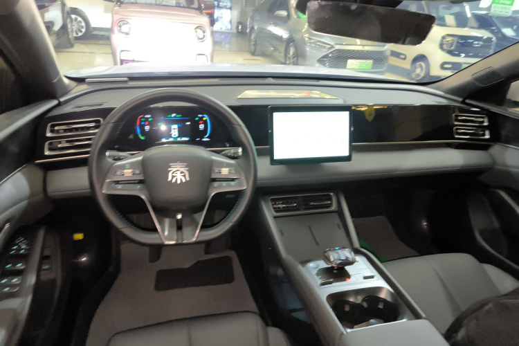 比亚迪 秦L 2024款 DM-i 80KM领先型中控内饰12