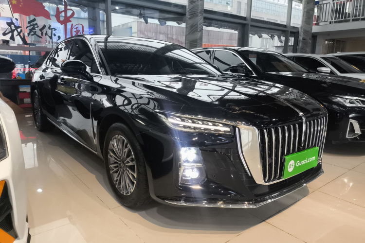 红旗H5 2024款 1.5T DCT智联旗韵版车身外观3