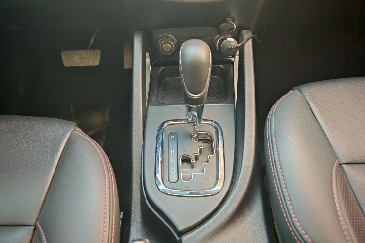 长安CS35 2016款 1.6L 自动豪华型 国IV局部细节18