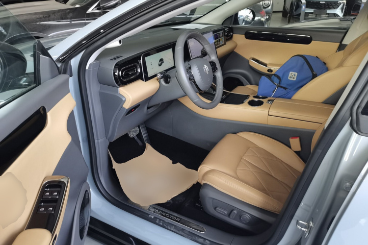 零跑汽车 零跑C01 2024款 增程 316尊享版中控内饰20