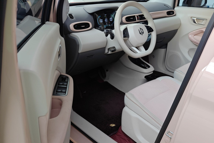 零跑汽车 零跑T03 2023款 200轻享版中控内饰20