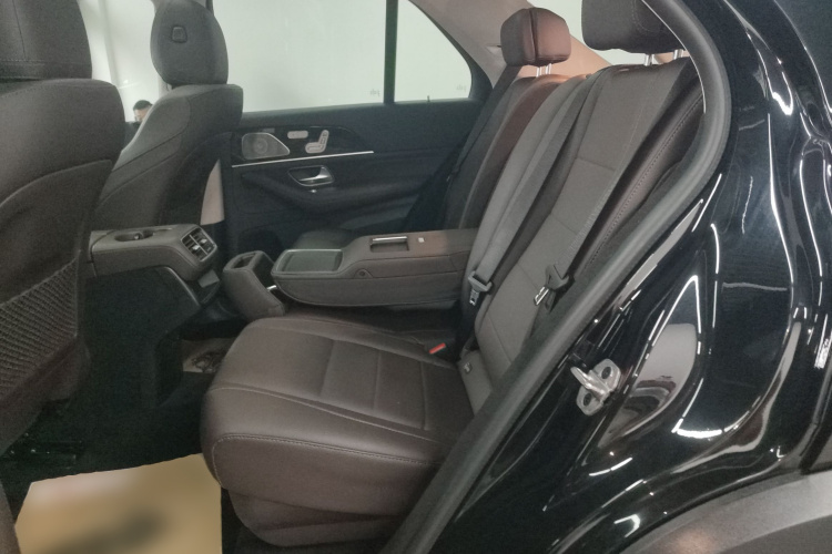 奔驰GLE 2021款 GLE 350 4MATIC 时尚型中控内饰7004